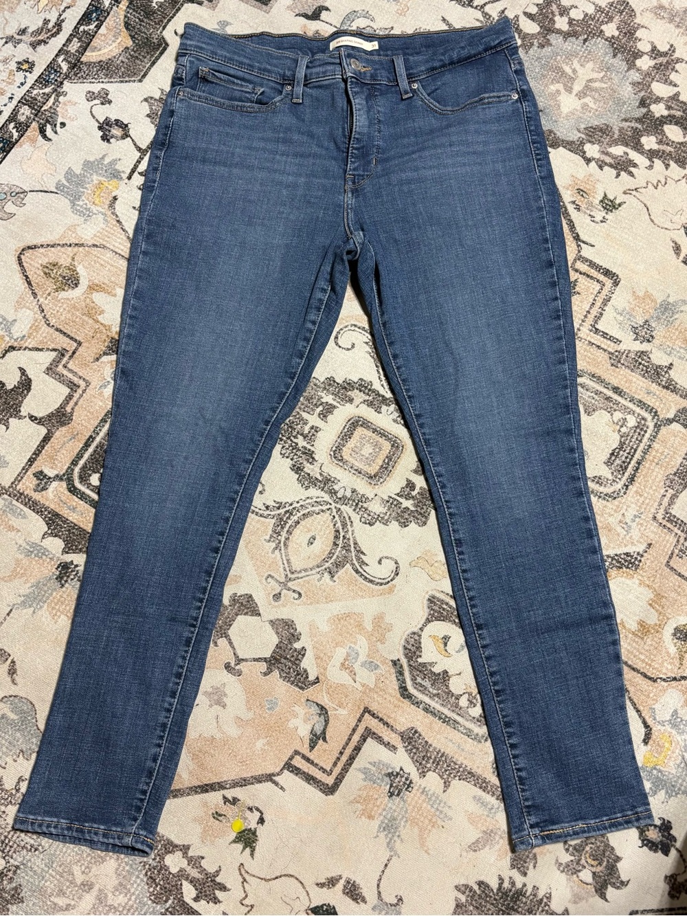 Levi’s 311 Shaping Skinny Jeans